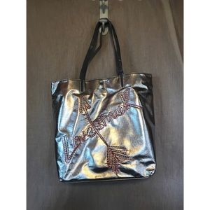 Vera Bradley lovestruck bag